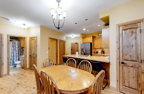 Big White Ski Resort Condo | Homey ski-in/out condo with private hot tub & entertainment