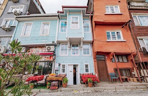 Sultanahmet House | Homie Suites 2br Townhouse in Old Town #SU18
