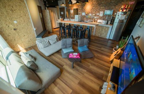 Downtown Kota Kinabalu Hostel | Homy Seafront Hostel