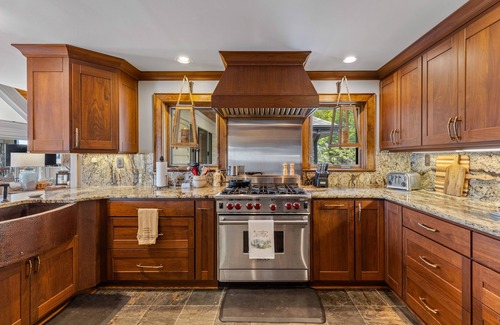 Cashiers House | Honey Bear Ridge - Exceptional Views in Continental Cliffs, all on one level!