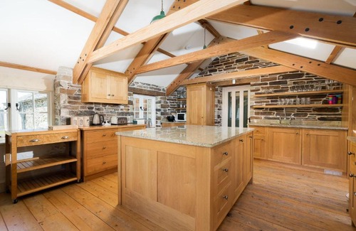 Newquay House | Honeycrisp Barn