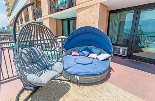 Myrtle Beach Condo | Honeymoon Suite - Caravelle Resort, Great Terrace!