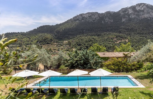 Bunyola Villa | Honor - Rustic villa for up to 16 people