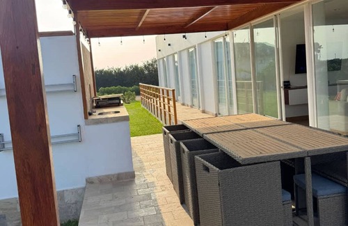 Ica Villa | HOP Maldivas Elegancia y Tranquilidad Junto a la Laguna