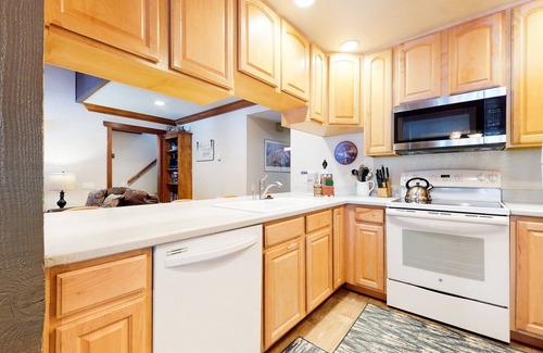 Sierra Holiday Condo | Horizons 4 168 Updated Upstairs Unit with Private Washer Dryer, Walk to Town, On Shuttle Route to Lodges by RedAwning