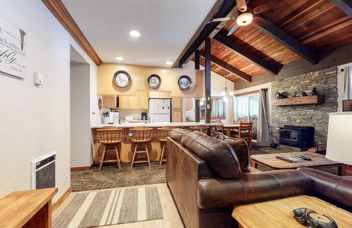 Sierra Holiday Condo | Horizons 4 168 Updated Upstairs Unit with Private Washer Dryer, Walk to Town, On Shuttle Route to Lodges by RedAwning