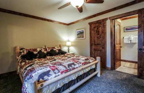 Sierra Holiday Apartment | Horizons Condo 4 #166
