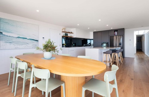 Rosebud House | Horizons on Hove with Heated Spa