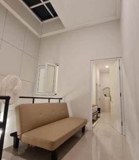 Central Yogyakarta Villa | HOS of COKRO