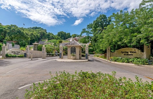 Montego Bay Villa | Hospitality Expert EDEN: View, Pool, Beach & Chef