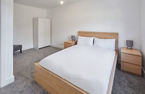Loftus Apartment | Host & Stay | Apartment 5, Loftus