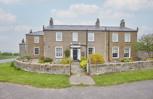 Sneaton Apartment | Host & Stay | Apartment 7, Sneaton Hall