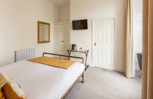 West Cliff Apartment | Host Stay Glaisdale at the Sandbeck