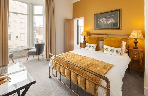 West Cliff Apartment | Host Stay Glaisdale at the Sandbeck