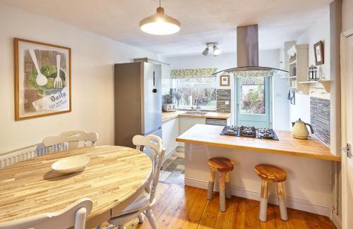 Masham House | Host & Stay - Green Willow
