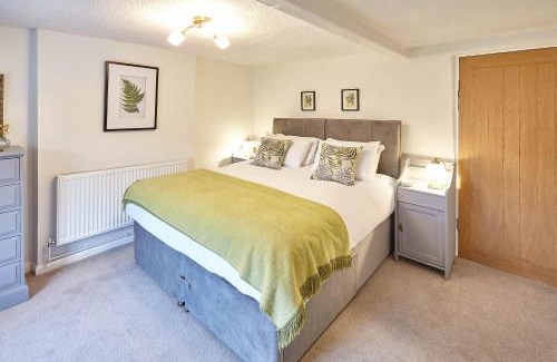 Masham House | Host & Stay - Green Willow