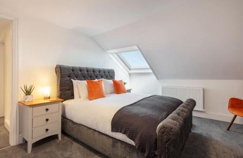 Westoe Apartment | Host & Stay - North View