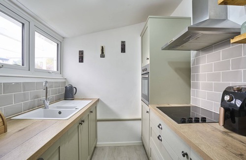 Portland Apartment | Host & Stay | Secret Garden