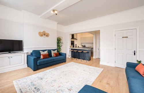 RopeWalks Apartment | Host & Stay | Seel St Townhouse Apt II