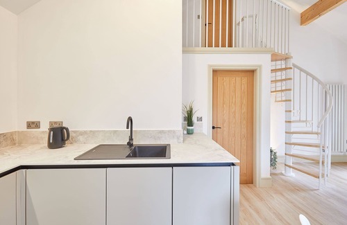 Preston-under-Scar House | Host & Stay | Sunshine Cottage