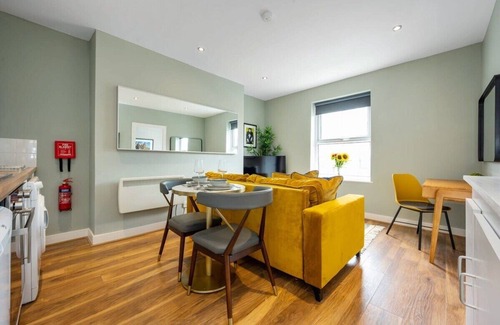 Georgian Quarter Apartment | Host & Stay | The Georgian Quarters at Bedford IV
