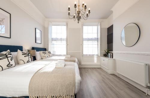 RopeWalks House | Host & Stay - The Seel Street Townhouse