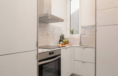 Cedofeita Apartment | Host Wise - Modern Comfy Flat