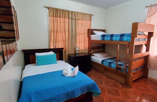 La Mariscal House | Hostal Bolívar Inn
