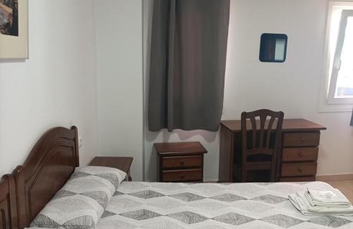 La Linea de la Concepcion House | Hostal Carlos 2