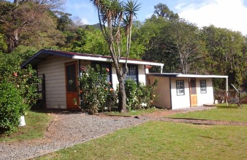 Alto Lino Hostel | Hostal Casa Pedro Boquete