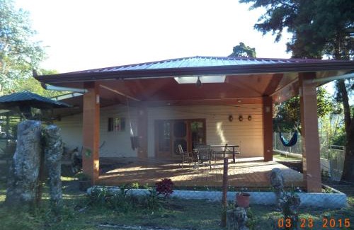 Alto Lino Hostel | Hostal Casa Pedro Boquete