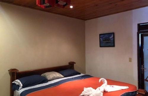 Los Naranjos House | Hostal Dilu Boquete