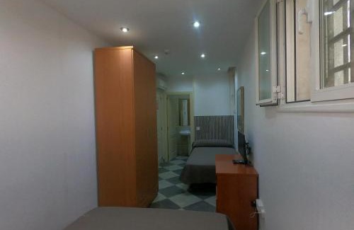 San Fernando de Henares Hotel | HOSTAL HENARES