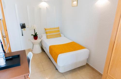 Centro Hostel | Hostal Josefina-Gran Vía