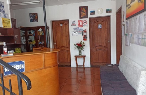 La Mariscal House | Hostal Luz Foch