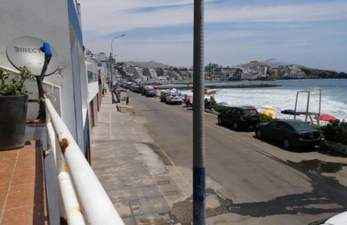 San Bartolo House | Hostal Malecón Norte 888