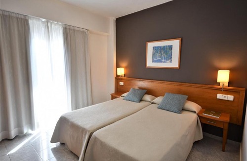 Sant Antoni de Portmany House | Hostal Mallorca