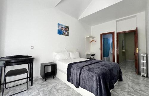 Centro House | Hostal Palacios Fuencarral