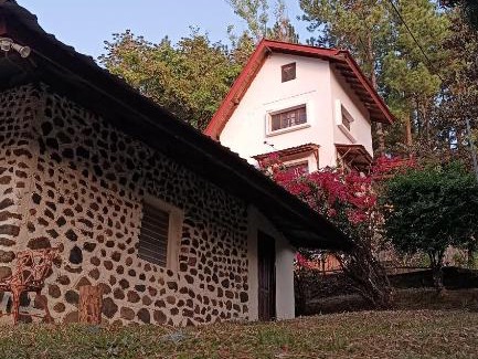 La Laguna Hotel | Hostal Valle chiquito