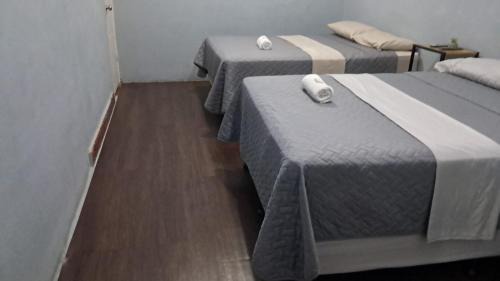 San Salvador House | Hostal Venezuela