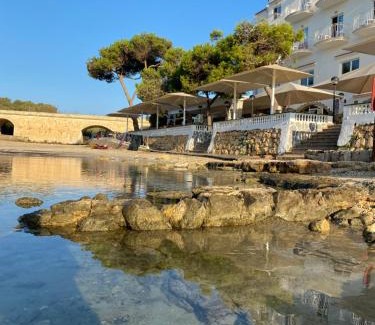 Alcaufer Hotel | HOSTAL XUROY