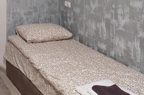 Prospekt Svobody Hostel | Hostel "Гном & Gnome"