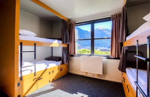 Queenstown City Centre Hostel | Hostel ∙ 5 guests