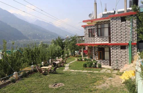 Jagatsukh Hostel | Hostel ∙ 8 guests