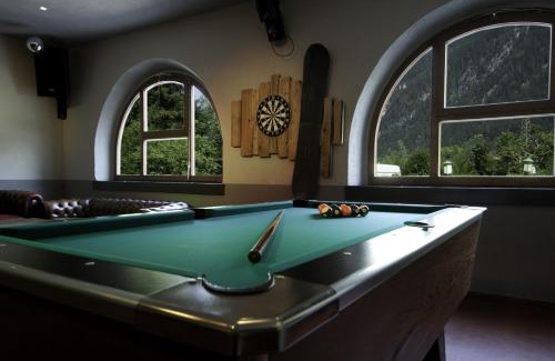 Burgstall Hotel | Hostel Chillertal