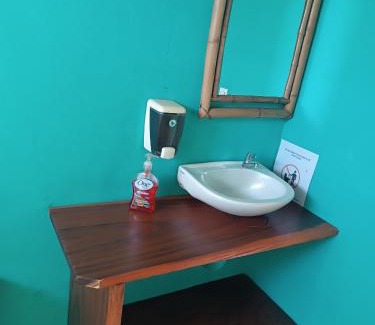 Santa Elena House | Hostel Monteverde Backpackers