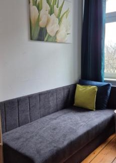 West Pomeranian Voivodeship Apartment | Hostel Tulip - Pokój 4 ze wspólną łazienką i kuchnią