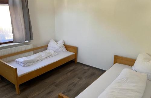Trusetal Hostel | Hostel Zum Wasserfall