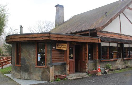 Panguipulli Hotel | Hosteria-Cabañas Rucapillan