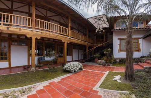 Cuenca House | Hosteria Caballo Campana